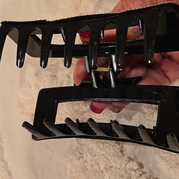 Plaid Hair Clip with Red Stripe - Picture 5 of 5